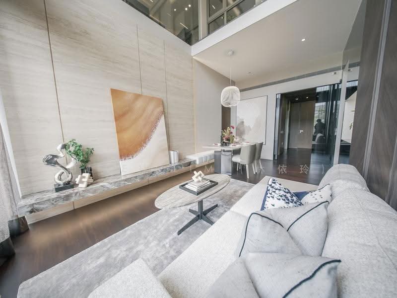 Lloyd SixtyFive, 65 Lloyd Road, Orchard / River Valley, 2 Bedrooms, 2,422 sqft, Condominium For Sale, by Eileen Lim (林依玲), 500253133 - Living Room - PropertyGuru.com.sg