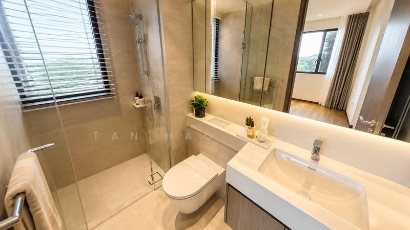 Brand New Freehold. Walk To Pasir Panjang MRT. Developer Price Reduction, Buona Vista / West Coast / Clementi New Town, 3 Bedrooms, 969 sqft, Condominium For Sale, by Tan Hao Feng, 500253134 - Bathroom - PropertyGuru.com.sg