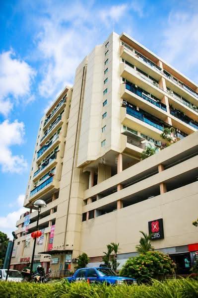 Sherwood Towers, 3 Jalan Anak Bukit, Clementi Park / Upper Bukit Timah, 4 Bedrooms, 1,518 sqft, Apartment For Sale, by Simone M, 500253142 - Exterior - PropertyGuru.com.sg