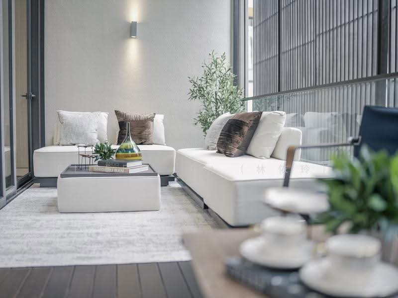 Lloyd SixtyFive, 65 Lloyd Road, Orchard / River Valley, 3 Bedrooms, 1,808 sqft, Condominium For Sale, by Eileen Lim (林依玲), 500253153 - Living Room - PropertyGuru.com.sg