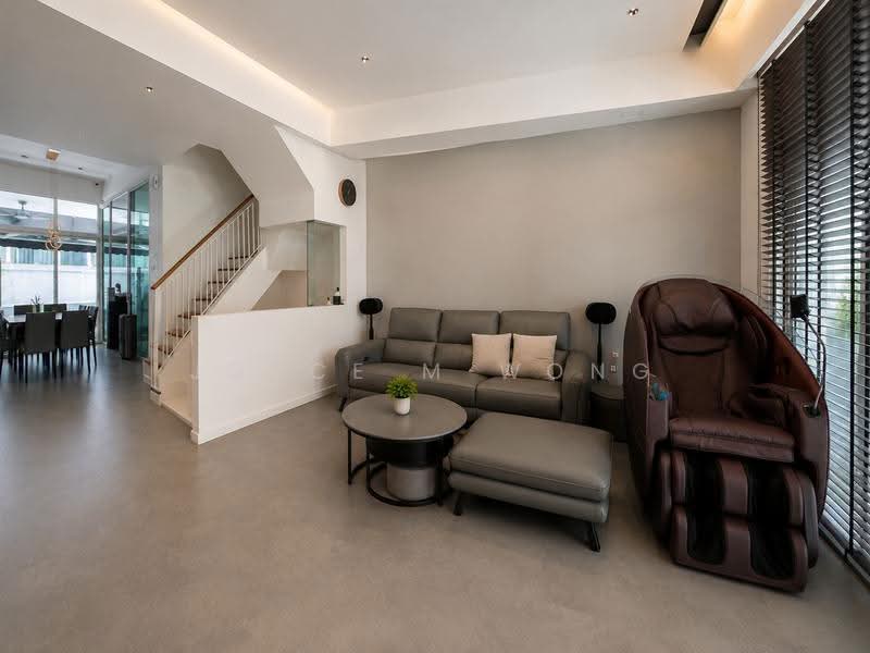 The Shaughnessy, 2 Miltonia Close, Sembawang / Yishun, 5 Bedrooms, 3,283 sqft, Terraced House For Sale, by Joyce M Wong, 500253158 - Living Room - PropertyGuru.com.sg