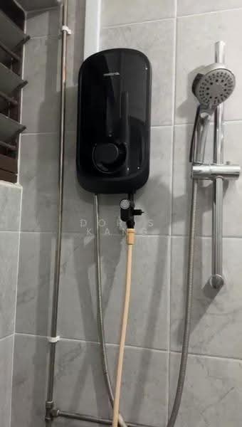 187 Bukit Batok West Avenue 6, 187 Bukit Batok West Avenue 6, Dairy Farm / Bukit Panjang / Choa Chu Kang, Room Rental, 120 sqft, HDB Flat For Rent, by Doris Kang, 500253162 - Bathroom - PropertyGuru.com.sg