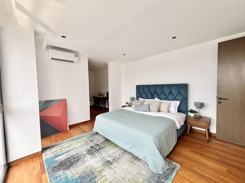 MATLOCK RISE BRADDELL HEIGHTS ESTATE, Matlock Rise, Braddell Road, Clifon Vale, Macpherson / Potong Pasir, 6 Bedrooms, 8,969 sqft, Detached House For Sale, by Jerlyn Tan, 500253165 - Bedroom - PropertyGuru.com.sg