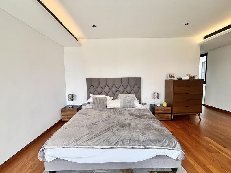 MATLOCK RISE BRADDELL HEIGHTS ESTATE, Matlock Rise, Braddell Road, Clifon Vale, Macpherson / Potong Pasir, 6 Bedrooms, 8,969 sqft, Detached House For Sale, by Jerlyn Tan, 500253165 - Bedroom - PropertyGuru.com.sg