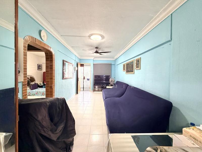 526 Bedok North Street 3, 526 Bedok North Street 3, Bedok / Upper East Coast, 2 Bedrooms, 721 sqft, HDB Flat For Sale, by Fatin Amira, 500253166 - Living Room - PropertyGuru.com.sg