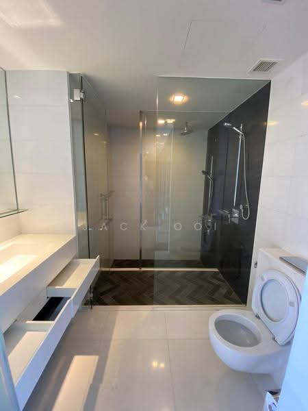 Altez, 16 Enggor Street, Chinatown / Tanjong Pagar, 3 Bedrooms, 1,507 sqft, Condominium For Sale, by Jack Ooi, 500253170 - Bathroom - PropertyGuru.com.sg