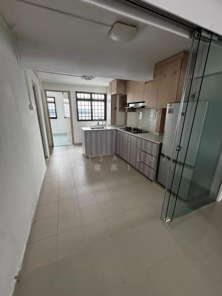 30 Marine Crescent, 30 Marine Crescent, East Coast / Marine Parade, 2 Bedrooms, 700 sqft, HDB Flat For Rent, by Aloisa Lua (嘉嘉）, 500253174 - Kitchen - PropertyGuru.com.sg