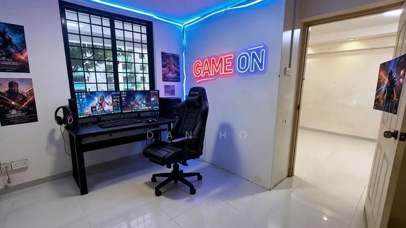118 Lorong 1 Toa Payoh, 118 Lorong 1 Toa Payoh, Balestier / Toa Payoh, 3 Bedrooms, 700 sqft, HDB Flat For Sale, by Dan Ho, 500253183 - Study - PropertyGuru.com.sg