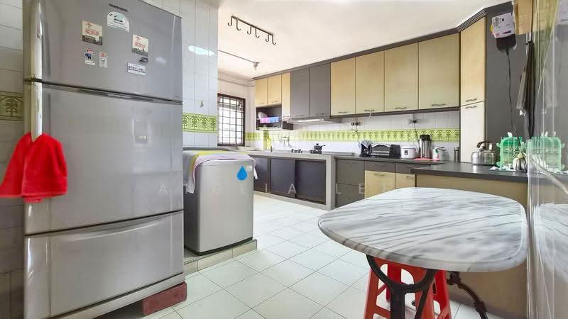 832 Jurong West Street 81, 832 Jurong West Street 81, Boon Lay / Jurong / Tuas, 3 Bedrooms, 1,151 sqft, HDB Flat For Sale, by Angela Lee, 500253186 - Kitchen - PropertyGuru.com.sg
