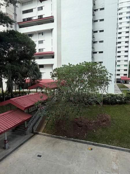 12 Holland Avenue, 12 Holland Avenue, Tanglin / Holland / Bukit Timah, 2 Bedrooms, 635 sqft, HDB Flat For Rent, by Nathaniel Goh, 500253189 - Exterior - PropertyGuru.com.sg