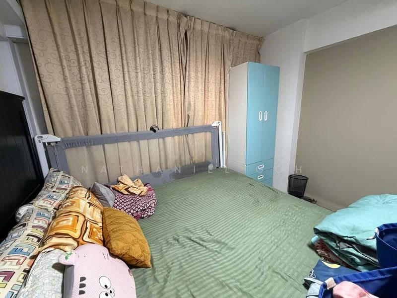12 Holland Avenue, 12 Holland Avenue, Tanglin / Holland / Bukit Timah, 2 Bedrooms, 635 sqft, HDB Flat For Rent, by Nathaniel Goh, 500253189 - Bedroom - PropertyGuru.com.sg
