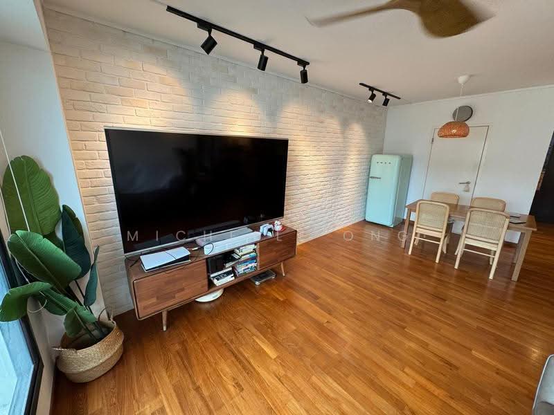 Pinnacle @ Duxton, 1 Cantonment Road, Chinatown / Tanjong Pagar, 3 Bedrooms, 1,011 sqft, HDB Flat For Sale, by Michelle Ong, 500253193 - Living Room - PropertyGuru.com.sg