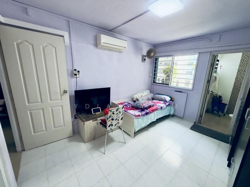272 Yishun Street 22, 272 Yishun Street 22, Sembawang / Yishun, 3 Bedrooms, 904 sqft, HDB Flat For Sale, by Lydia Hanim, 500253197 - Bedroom - PropertyGuru.com.sg