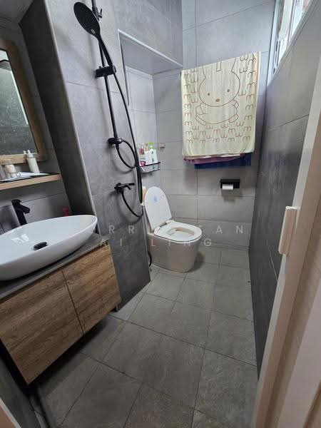 43 Chai Chee Street, 43 Chai Chee Street, Bedok / Upper East Coast, 4 Bedrooms, 990 sqft, HDB Flat For Sale, by Dorrie Tan Ai ling, 500253206 - Bathroom - PropertyGuru.com.sg