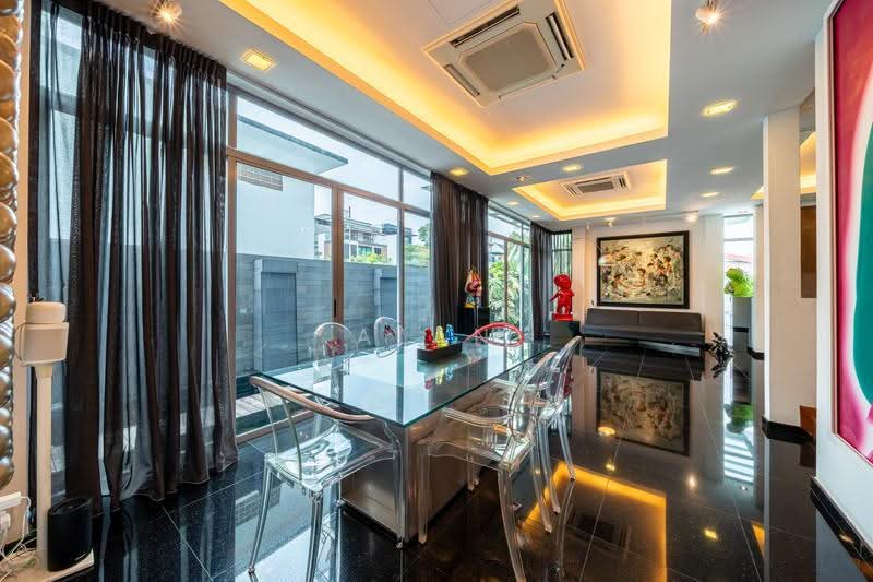 2 Jalan Joran Singapore 809101, Jalan Joran, Seletar / Yio Chu Kang, 5 Bedrooms, 3,627 sqft, Corner Terrace For Sale, by Alan Koh, 500253210 - Dining Room - PropertyGuru.com.sg