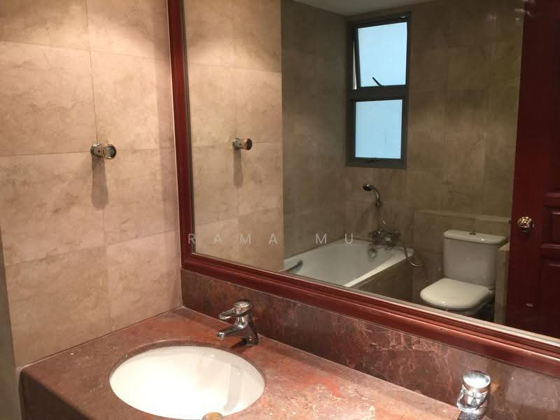 Aspen Heights, 261 River Valley Road, Orchard / River Valley, 3 Bedrooms, 1,313 sqft, Condominium For Rent, by Rama Mu, 500253217 - Bathroom - PropertyGuru.com.sg