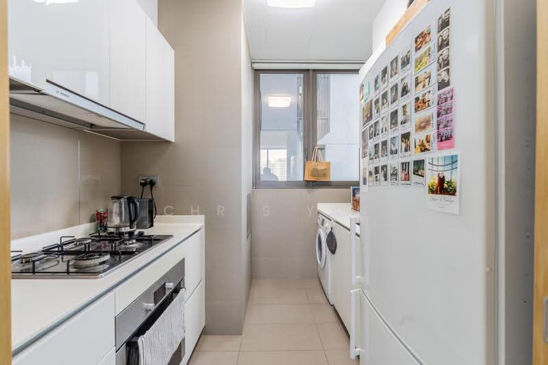 Skyline Residences, 610 Telok Blangah Road, Harbourfront / Telok Blangah, 2 Bedrooms, 829 sqft, Condominium For Sale, by Chris Yan, 500253237 - Kitchen - PropertyGuru.com.sg