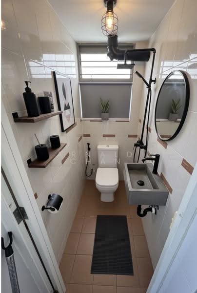 213 Lorong 8 Toa Payoh, 213 Lorong 8 Toa Payoh, Balestier / Toa Payoh, 3 Bedrooms, 883 sqft, HDB Flat For Sale, by Arnald Chan, 500253240 - Bathroom - PropertyGuru.com.sg