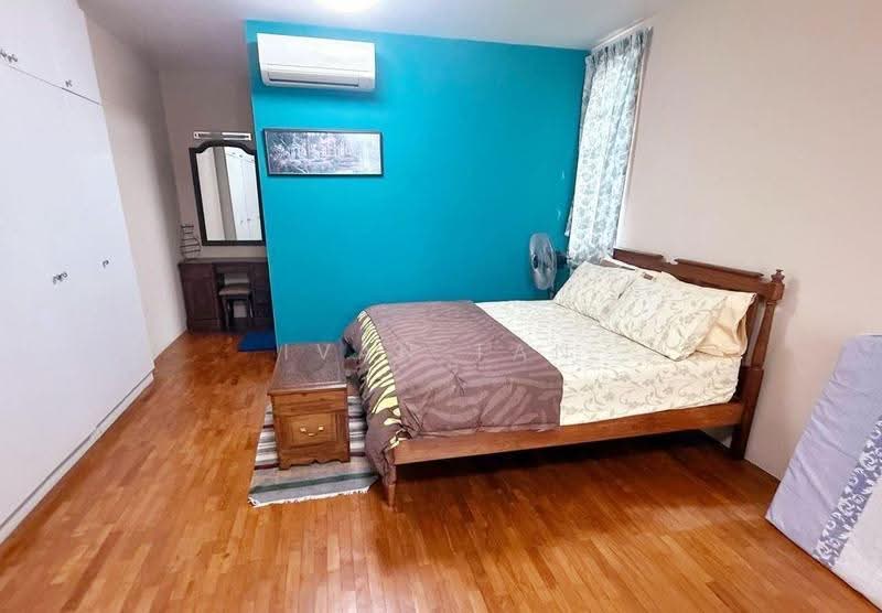Semi-Detached house in Tanjong Katong Area, East Coast / Marine Parade, 5 Bedrooms, 4,093 sqft, Semi-Detached House For Sale, by Ivan Tan, 500253243 - Bedroom - PropertyGuru.com.sg