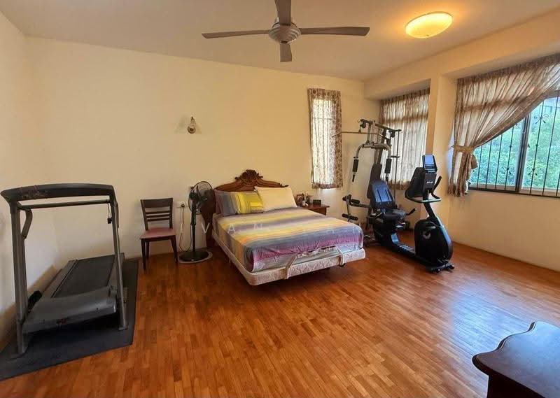 Semi-Detached house in Tanjong Katong Area, East Coast / Marine Parade, 5 Bedrooms, 4,093 sqft, Semi-Detached House For Sale, by Ivan Tan, 500253243 - Bedroom - PropertyGuru.com.sg