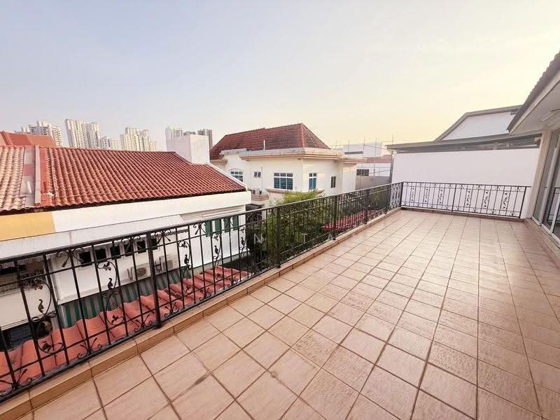 Semi-Detached house in Tanjong Katong Area, East Coast / Marine Parade, 5 Bedrooms, 4,093 sqft, Semi-Detached House For Sale, by Ivan Tan, 500253243 - Exterior - PropertyGuru.com.sg