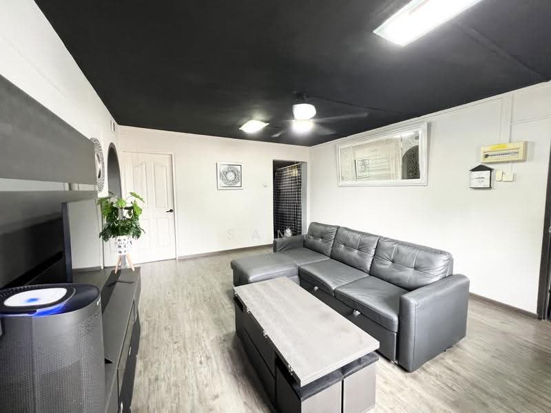472 Ang Mo Kio Avenue 10, 472 Ang Mo Kio Avenue 10, Ang Mo Kio / Bishan / Thomson, 3 Bedrooms, 990 sqft, HDB Flat For Sale, by Sani Faisal, 500253247 - Living Room - PropertyGuru.com.sg