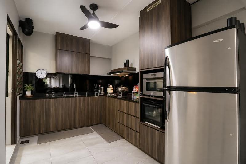 669 Choa Chu Kang Crescent, 669 Choa Chu Kang Crescent, Dairy Farm / Bukit Panjang / Choa Chu Kang, 3 Bedrooms, 1,119 sqft, HDB Flat For Sale, by Zahidah Sauki, 500253257 - Renovated kitchen - PropertyGuru.com.sg