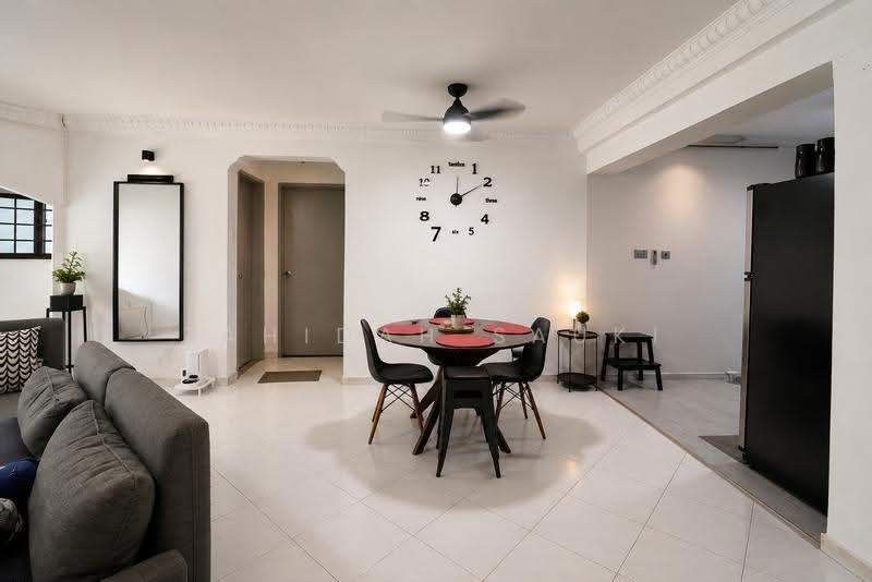 669 Choa Chu Kang Crescent, 669 Choa Chu Kang Crescent, Dairy Farm / Bukit Panjang / Choa Chu Kang, 3 Bedrooms, 1,119 sqft, HDB Flat For Sale, by Zahidah Sauki, 500253257 - Dining - PropertyGuru.com.sg