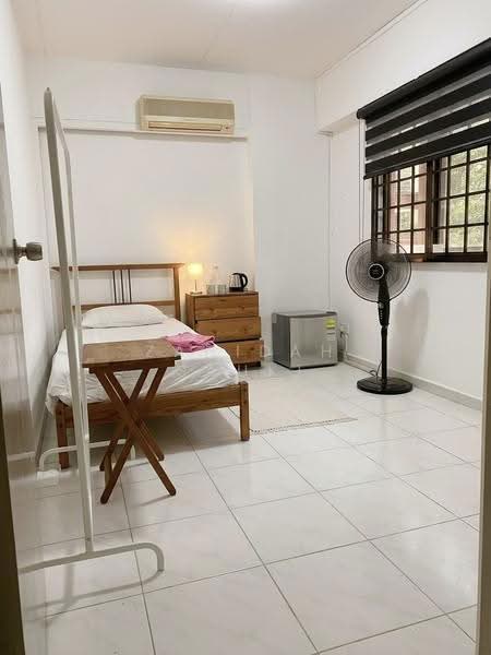 669 Choa Chu Kang Crescent, 669 Choa Chu Kang Crescent, Dairy Farm / Bukit Panjang / Choa Chu Kang, 3 Bedrooms, 1,119 sqft, HDB Flat For Sale, by Zahidah Sauki, 500253257 - Bedroom - PropertyGuru.com.sg