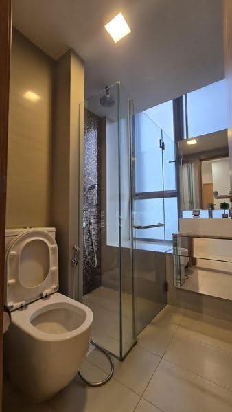 Angullia Park Residences @ Orchard, Tanglin / Holland / Bukit Timah, 3 Bedrooms, 1,001 sqft, Apartment For Sale, by Heng Heng, 500253258 - Common Bathroom - PropertyGuru.com.sg