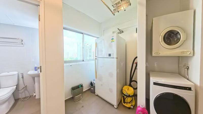 Ridgewood Condominium, 15 Mount Sinai Rise, Tanglin / Holland / Bukit Timah, Room Rental, 150 sqft, Condominium For Rent, by Melody Azyliae Chiam, 500253267 - PropertyGuru.com.sg