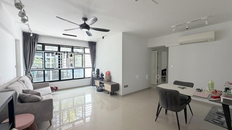 436B Fernvale Road, 436B Fernvale Road, Seletar / Yio Chu Kang, 3 Bedrooms, 1,033 sqft, HDB Flat For Sale, by Tracey Yeo, 500253269 - Living Room - PropertyGuru.com.sg