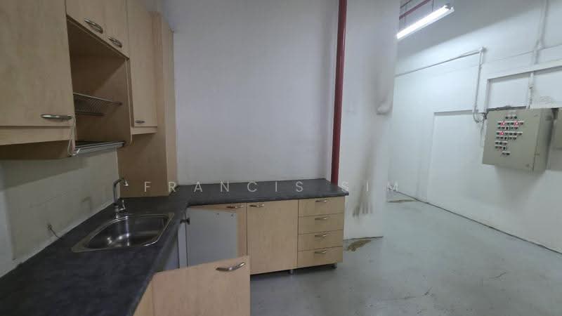 Paya Ubi Industrial Park, 51 Ubi Avenue 1, Eunos / Geylang / Paya Lebar, 4,600 sqft, Factory / Workshop (B2) For Rent, by Francis Sim, 500253286 - Kitchen - CommercialGuru.com.sg