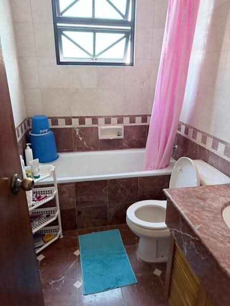 The Anchorage, 370 Alexandra Road, Alexandra / Commonwealth, 3 Bedrooms, 1,421 sqft, Condominium For Rent, by Kelvin Chin, 500253289 - Bathroom - PropertyGuru.com.sg
