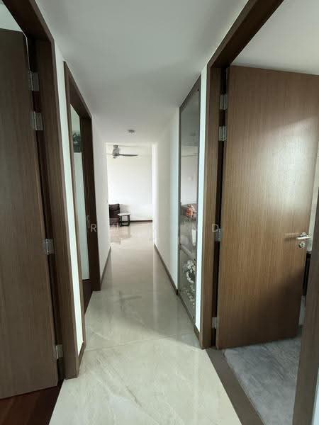 Normanton Park, 51 Normanton Park, Buona Vista / West Coast / Clementi New Town, 3 Bedrooms, 1,098 sqft, Condominium For Sale, by Raymond Goh, 500253303 - Corridor - PropertyGuru.com.sg