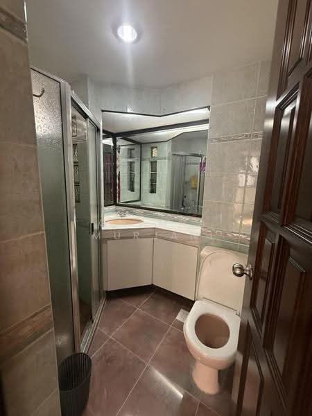 Hawaii Tower, 73 Meyer Road, East Coast / Marine Parade, 4 Bedrooms, 4,328 sqft, Condominium For Rent, by Champa Murjani, 500253315 - Bathroom - PropertyGuru.com.sg