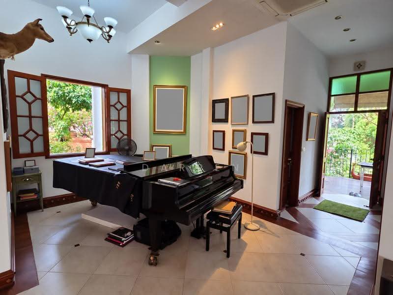 Grand Heritage Good Class Bungalow at Victoria Park, Tanglin / Holland / Bukit Timah, 6 Bedrooms, 12,000 sqft, Good Class Bungalow For Rent, by Darren Teo, 500253321 - Interior - PropertyGuru.com.sg