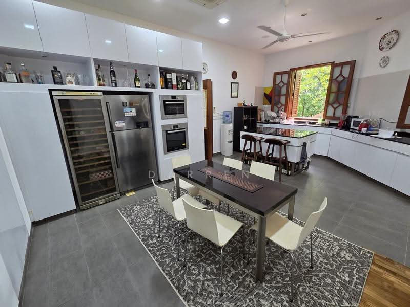 Grand Heritage Good Class Bungalow at Victoria Park, Tanglin / Holland / Bukit Timah, 6 Bedrooms, 12,000 sqft, Good Class Bungalow For Rent, by Darren Teo, 500253321 - Kitchen - PropertyGuru.com.sg