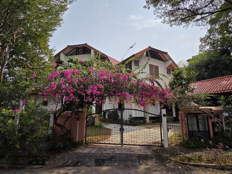 Grand Heritage Good Class Bungalow at Victoria Park, Tanglin / Holland / Bukit Timah, 6 Bedrooms, 12,000 sqft, Good Class Bungalow For Rent, by Darren Teo, 500253321 - Exterior - PropertyGuru.com.sg