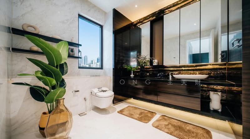 Marina One Residences, 21 Marina Way, Boat Quay / Raffles Place / Marina, 4 Bedrooms, 7,459 sqft, Condominium For Sale, by Kaeden Ong 王天财, 500253325 - Bathroom - PropertyGuru.com.sg