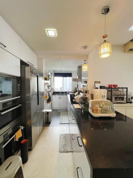 The Parc Condominium, 15 West Coast Walk, Buona Vista / West Coast / Clementi New Town, 4 Bedrooms, 1,485 sqft, Condominium For Sale, by Vanessa Duan, 500253332 - Kitchen - PropertyGuru.com.sg