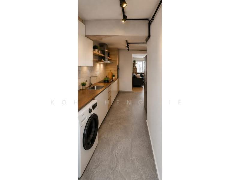 129 Kim Tian Road, 129 Kim Tian Road, Alexandra / Commonwealth, 3 Bedrooms, 947 sqft, HDB Flat For Sale, by Koh Zheng Jie, 500253338 - Kitchen - PropertyGuru.com.sg