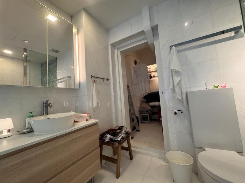 Vida, 5 Peck Hay Road, Orchard / River Valley, Studio, 517 sqft, Condominium For Rent, by Daniel Liew, 500253345 - Bathroom - PropertyGuru.com.sg