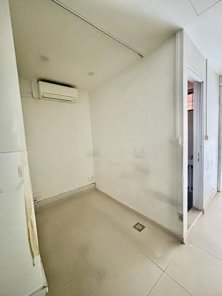 633 veerasamy road, 633 Veerasamy street, Farrer Park / Serangoon Rd, 678 sqft, Shop / Shophouse For Sale, by Catherine Chua, 500253369 - Interior - CommercialGuru.com.sg