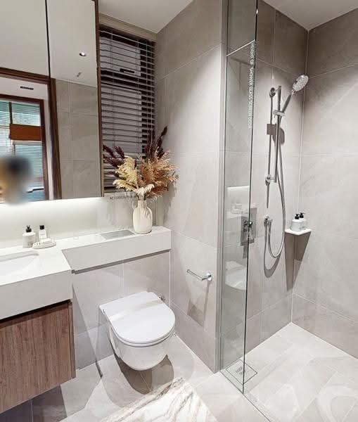 Cheap Freehold 4 Bed Near Mrt, Buona Vista / West Coast / Clementi New Town, 4 Bedrooms, 1,830 sqft, Apartment For Sale, by Sharon Tay, 500253372 - Bathroom - PropertyGuru.com.sg
