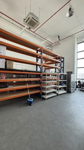 Oxley BizHub, 61 Ubi Road 1, Eunos / Geylang / Paya Lebar, 2,303 sqft, Light Industrial (B1) For Rent, by Eric Lim, 500253381 - Interior - CommercialGuru.com.sg