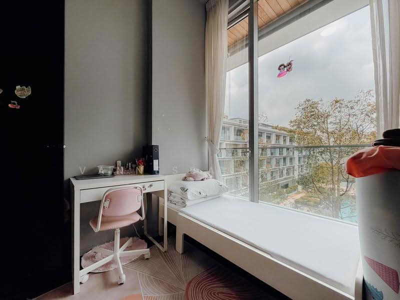 Seletar Park Residence, 21 Seletar Road, Seletar / Yio Chu Kang, 2 Bedrooms, 872 sqft, Condominium For Sale, by Vannessa Kong, 500253405 - Bedroom - PropertyGuru.com.sg