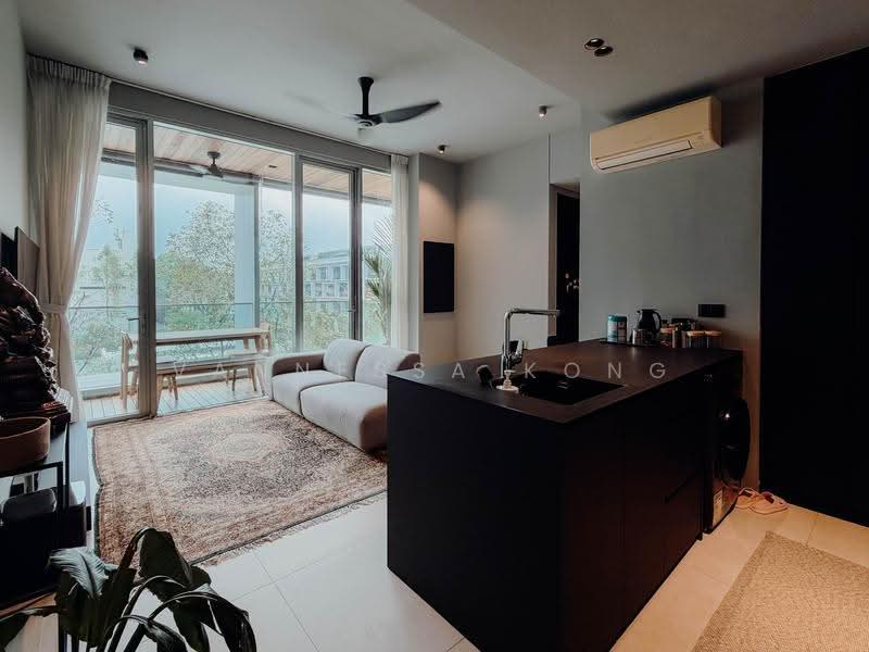Seletar Park Residence, 21 Seletar Road, Seletar / Yio Chu Kang, 2 Bedrooms, 872 sqft, Condominium For Sale, by Vannessa Kong, 500253405 - Living Room - PropertyGuru.com.sg