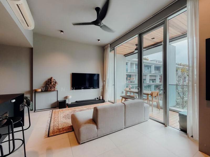 Seletar Park Residence, 21 Seletar Road, Seletar / Yio Chu Kang, 2 Bedrooms, 872 sqft, Condominium For Sale, by Vannessa Kong, 500253405 - Living Room - PropertyGuru.com.sg