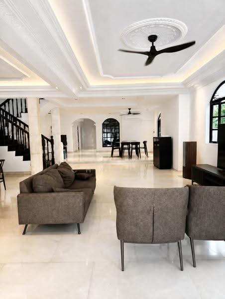 D15 Freehold Semi D with 12m plot width - Move In, East Coast / Marine Parade, 4 Bedrooms, 5,300 sqft, Semi-Detached House For Sale, by Jyoti Chawla, 500253431 - Living Room - PropertyGuru.com.sg